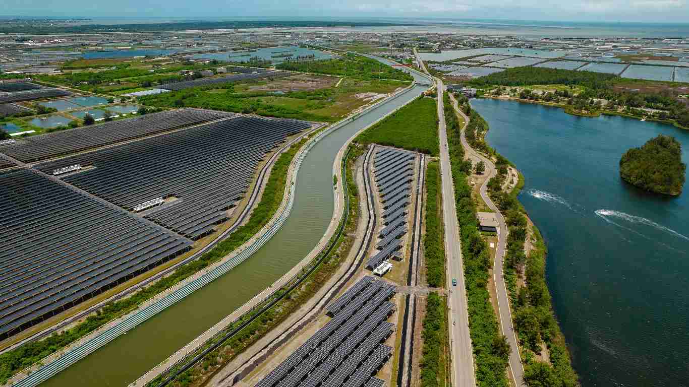 汇旺支付能源事业提供智慧能源管理、、、太阳能监控管理、、全方位电厂建置及运维解决方案，，并拥有管理超过6000案场的经验